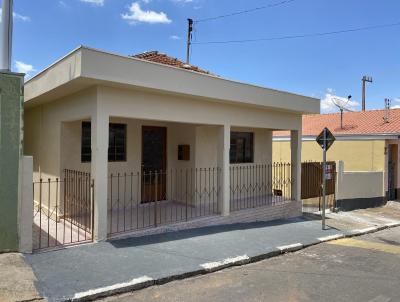 Casa para Venda, em Toledo, bairro Centro, 2 dormitórios, 1 banheiro